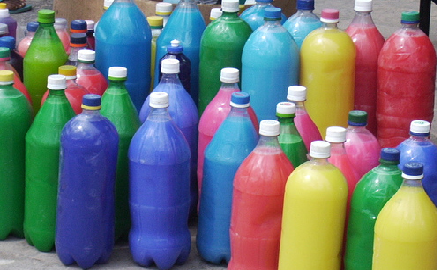 Produtos de limpeza clandestino podem provocar risco de saúde Produtos de limpeza clandestino podem provocar risco de saúde